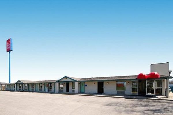 Econo Lodge Youngstown (Austintown)